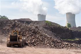 Sanatoga Quarry & Asphalt: A Caterpillar 988F sorts shot rock in the pit.